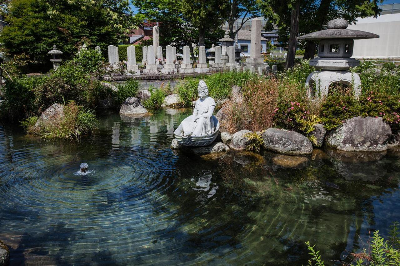 เรซิน โฮม ฮารี Hotel Takashima ภายนอก รูปภาพ